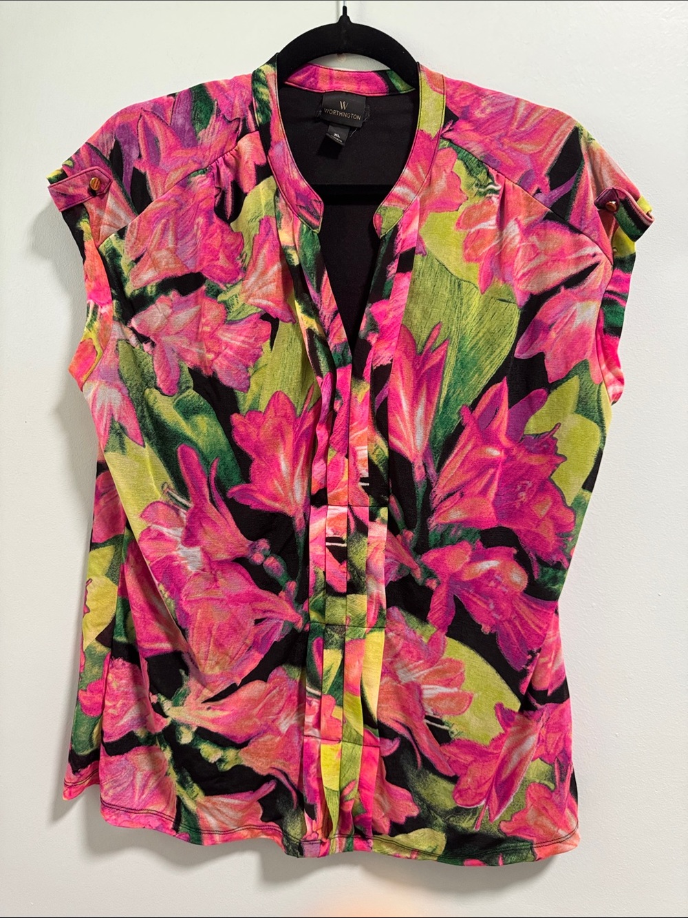 Worthington Pink & Green Floral V-Neck Short Sleeve Blouse